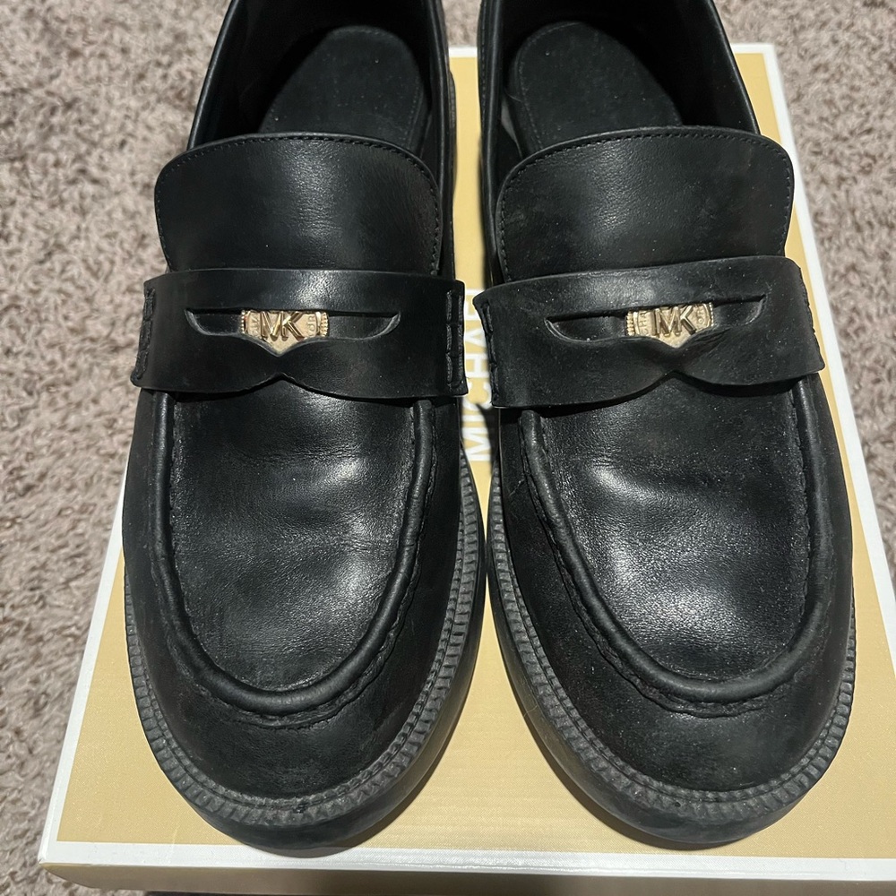 Black Leather Women’s loafers